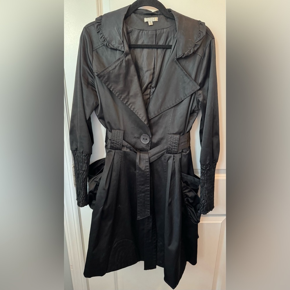 Women’s French Style Vintage Trench Coat EUC